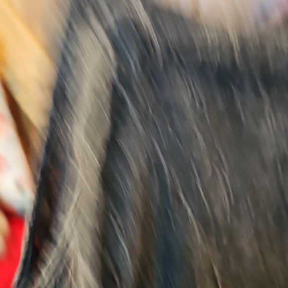 Oli & Hali Textured Charcoal Camisole - Picture 4 of 6